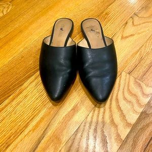 Slightly used Madewell leather mules size 8.5
